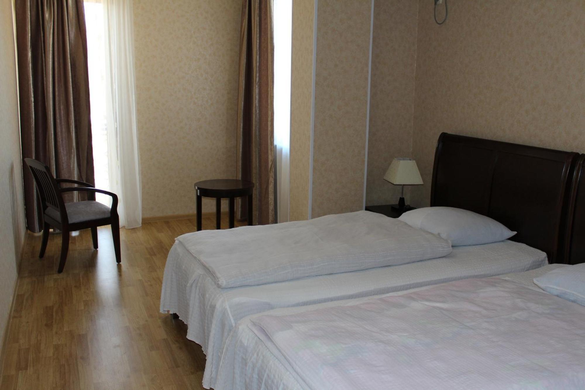 Argopalace Kutaisi Habitación foto